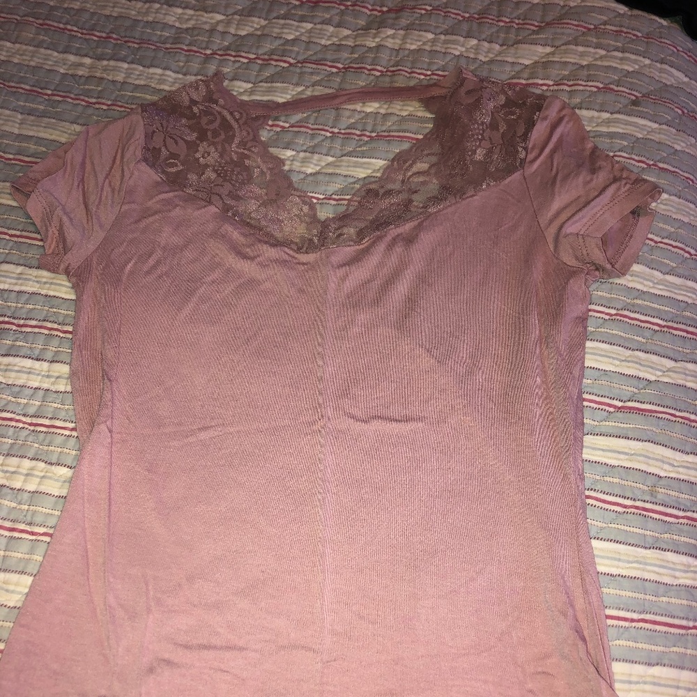Mauve Lace Tee with keyhole back